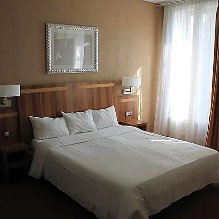 Hotel The Originals Du Grand Monarque Gare