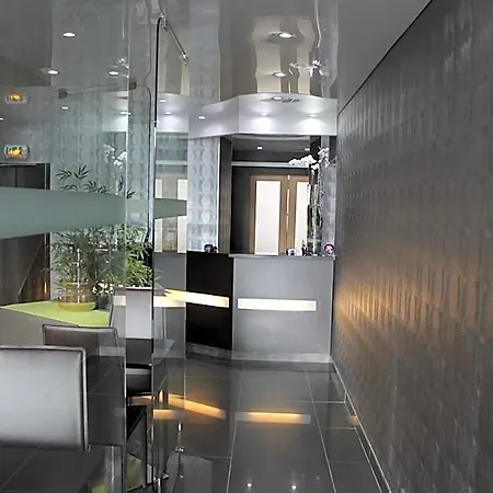 Hotel The Originals Du Grand Monarque Gare Nantes