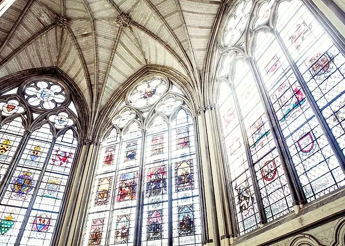 The Originals Du Grand Monarque Gare Hotel