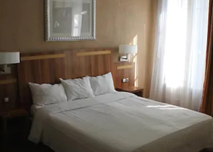 The Originals Du Grand Monarque Gare Nantes