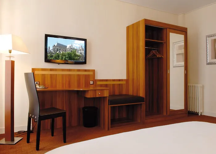 The Originals Du Grand Monarque Gare Nantes