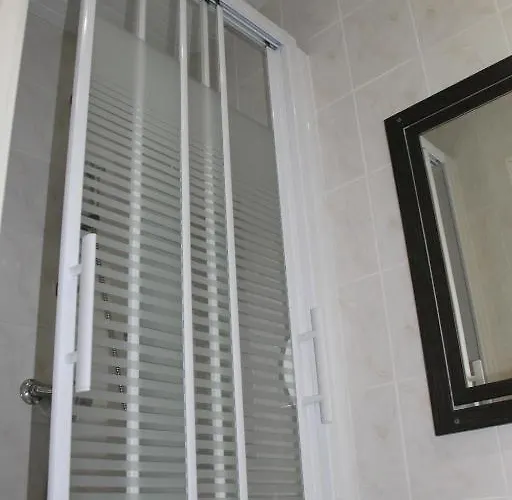 The Originals Du Grand Monarque Gare Hotel