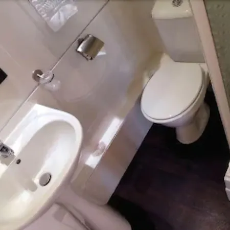 Hotel The Originals Du Grand Monarque Gare